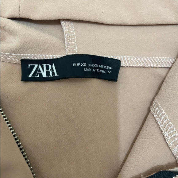 🎀 Zara Cropped Hoodie Sweater | Women’s Size Medium
🎀 - Picture 9 of 14